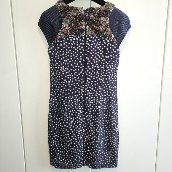 French Connection Silk and Viscose Short Sleeve Studded Dress Size 4 - Picture 3 of 7